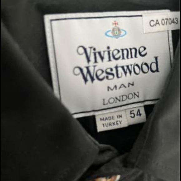 Vivienne Westwood men’s shirts, black XL, while L. New condition - Picture 2 of 3